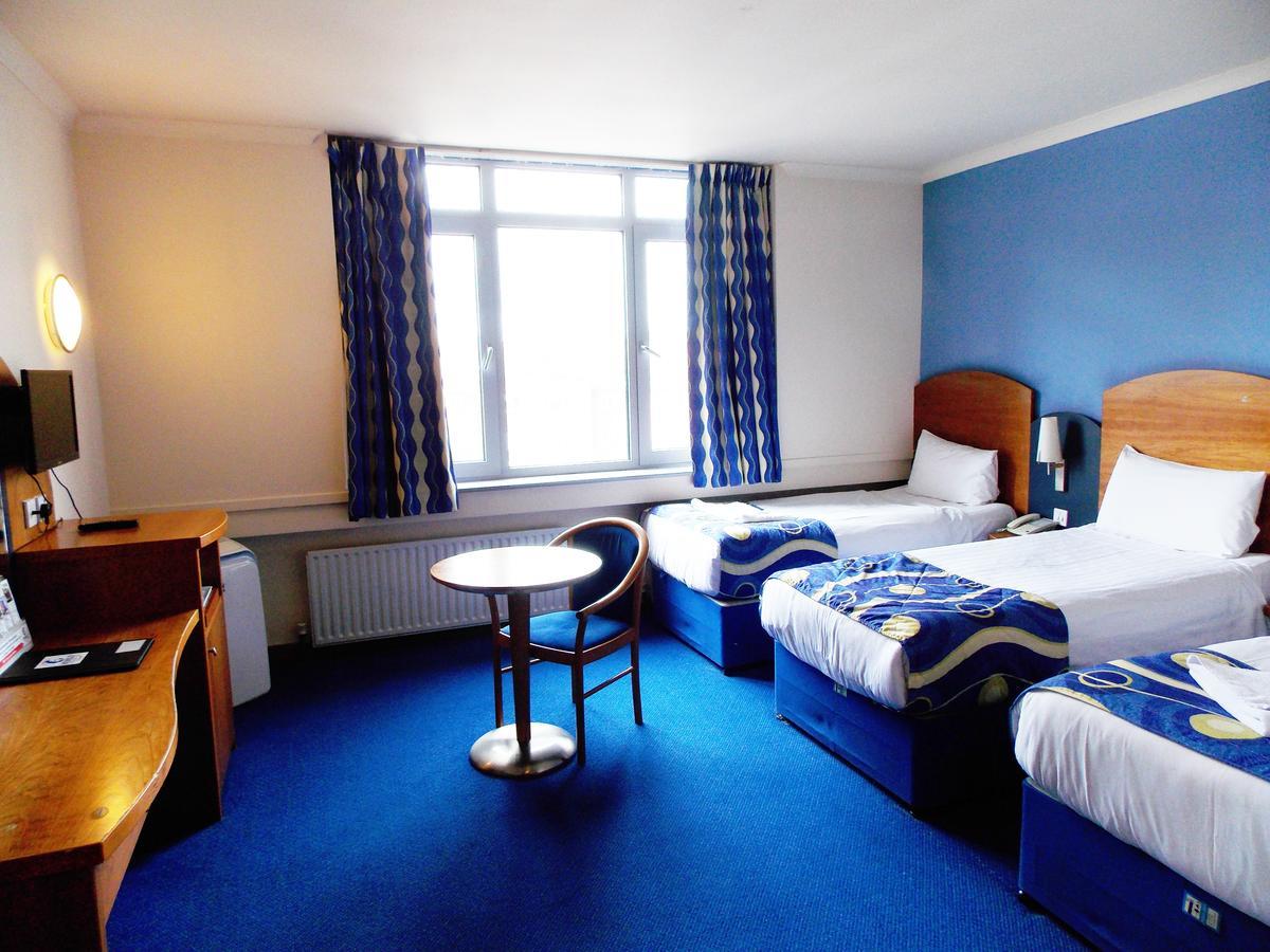 - Wembley International Hotel Londen