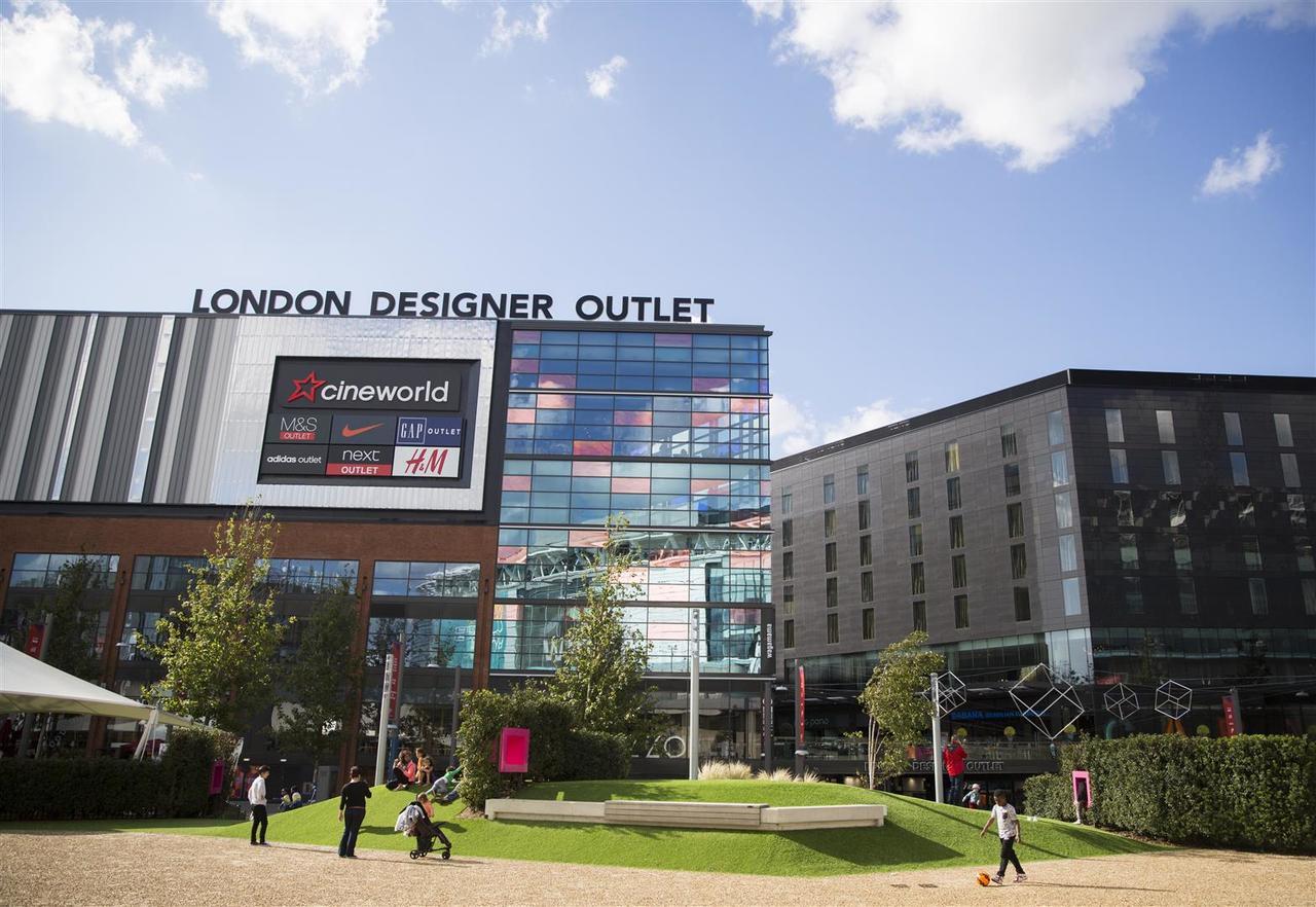 - Wembley International Londen